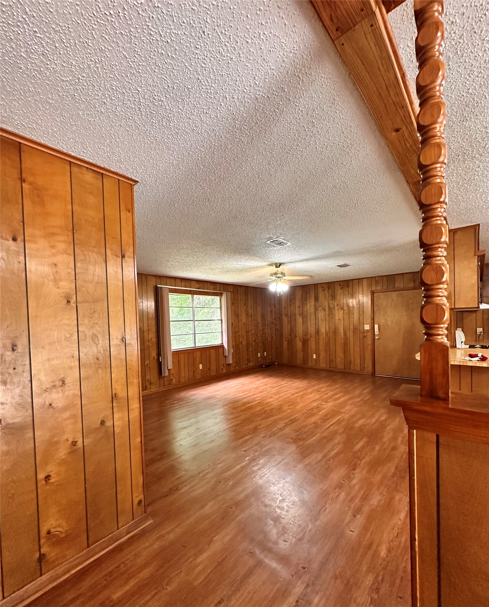 303 Crow Linden TX 75563