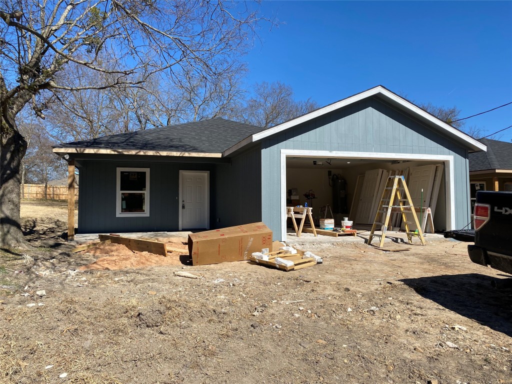 202 W Elm Street Whitewright TX 75491