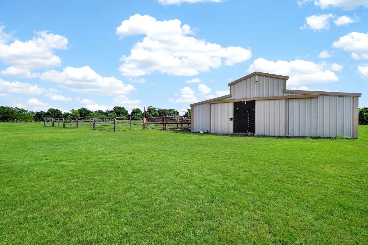 1035 Highland Road Cleburne TX 76033