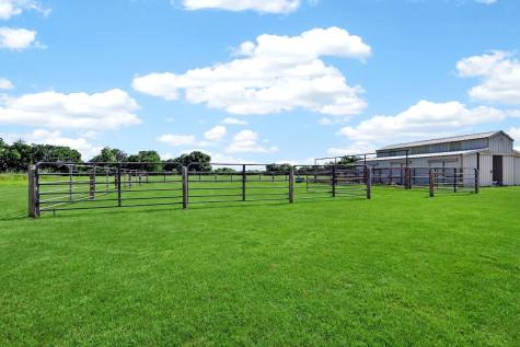 1035 Highland Road Cleburne TX 76033