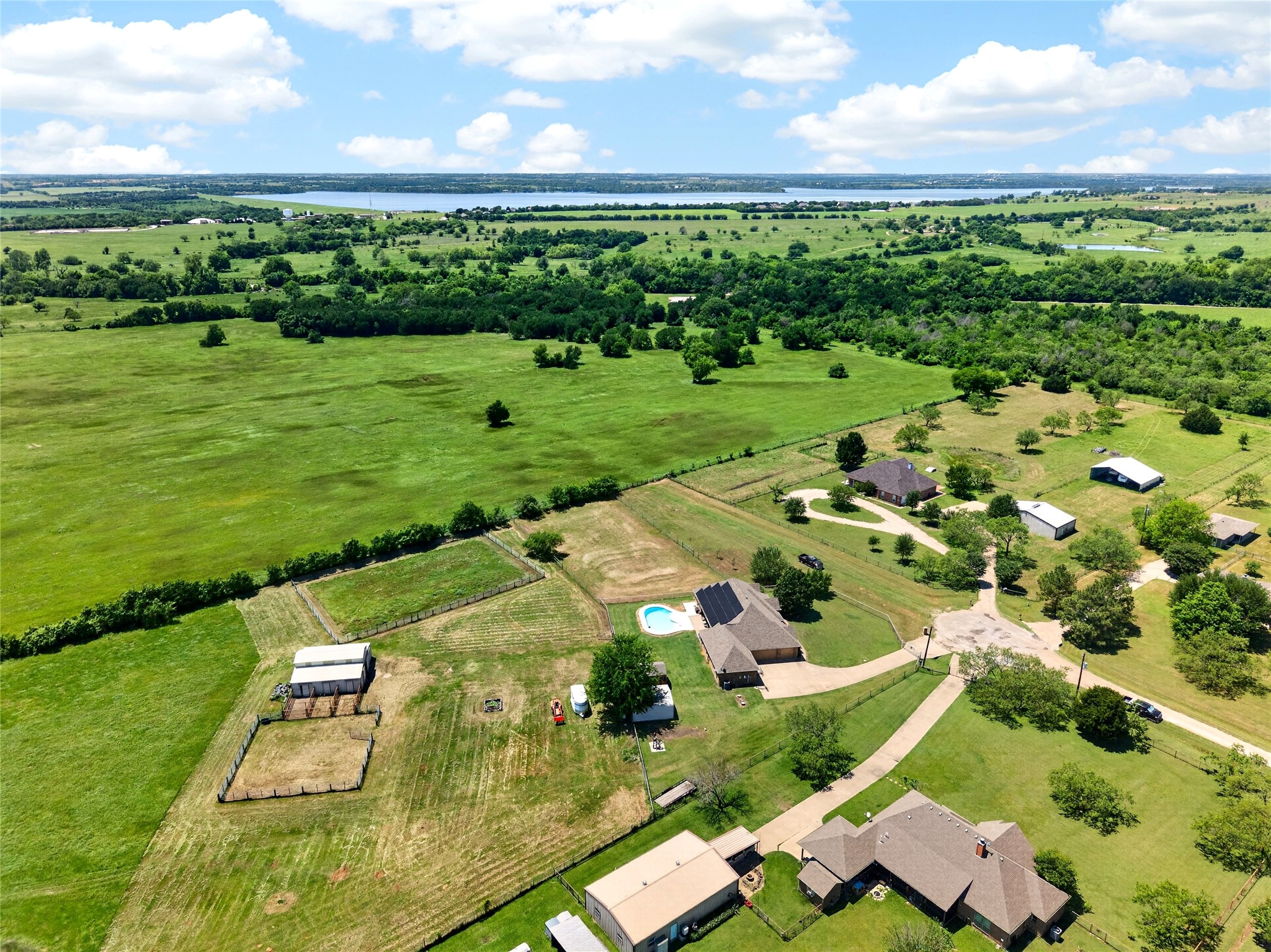 1035 Highland Road Cleburne TX 76033