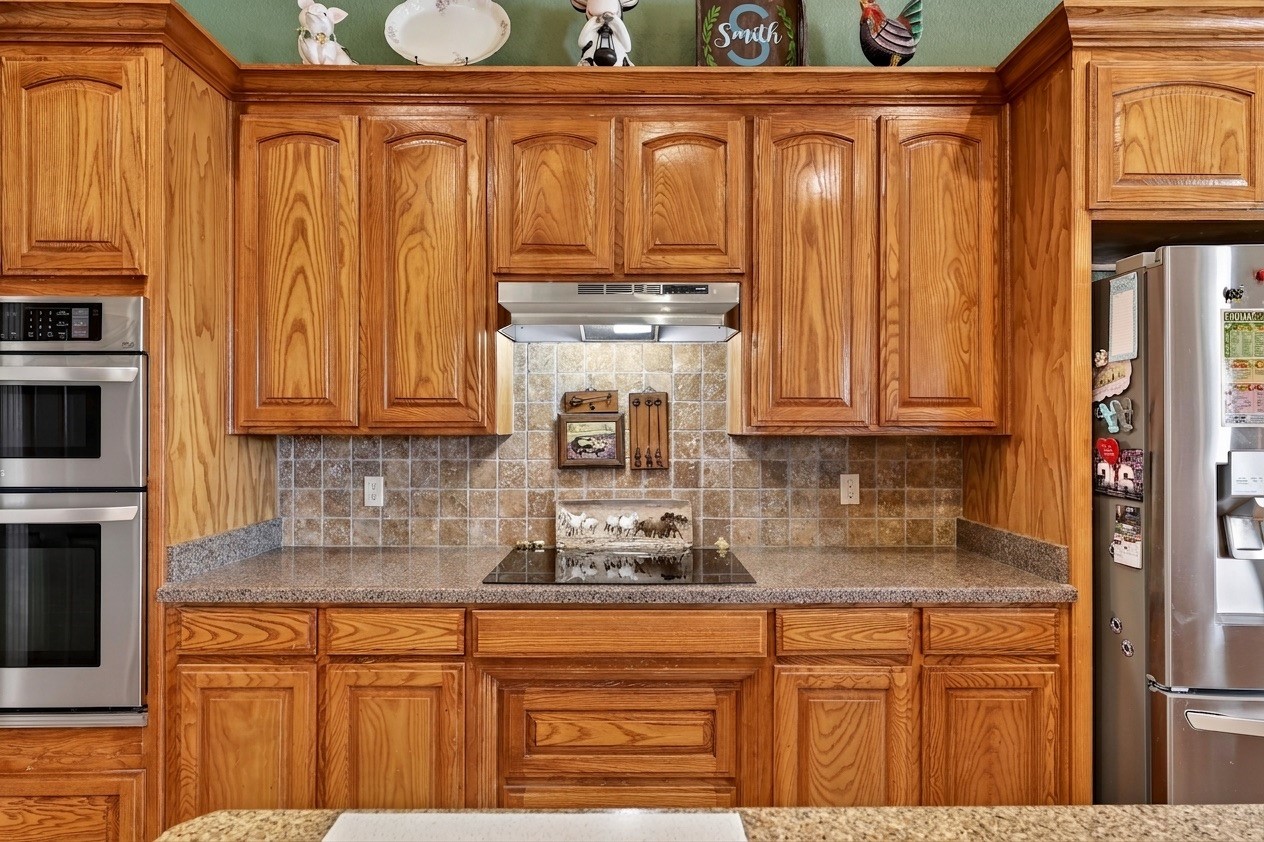 1035 Highland Road Cleburne TX 76033
