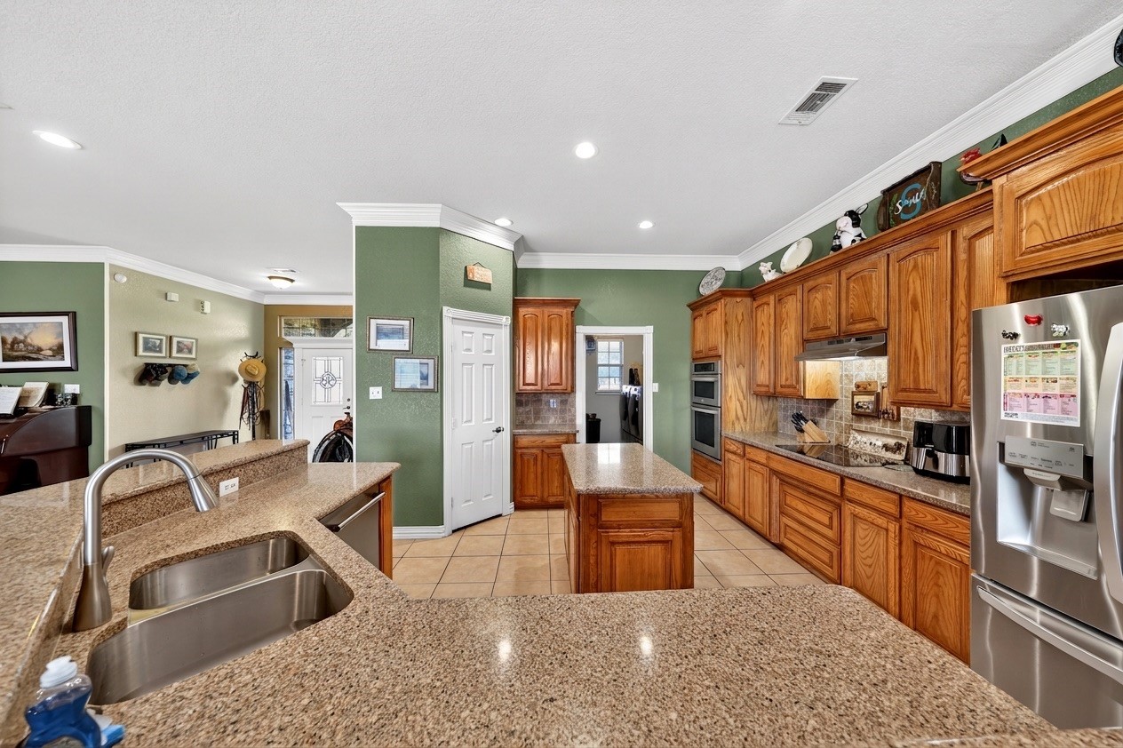 1035 Highland Road Cleburne TX 76033