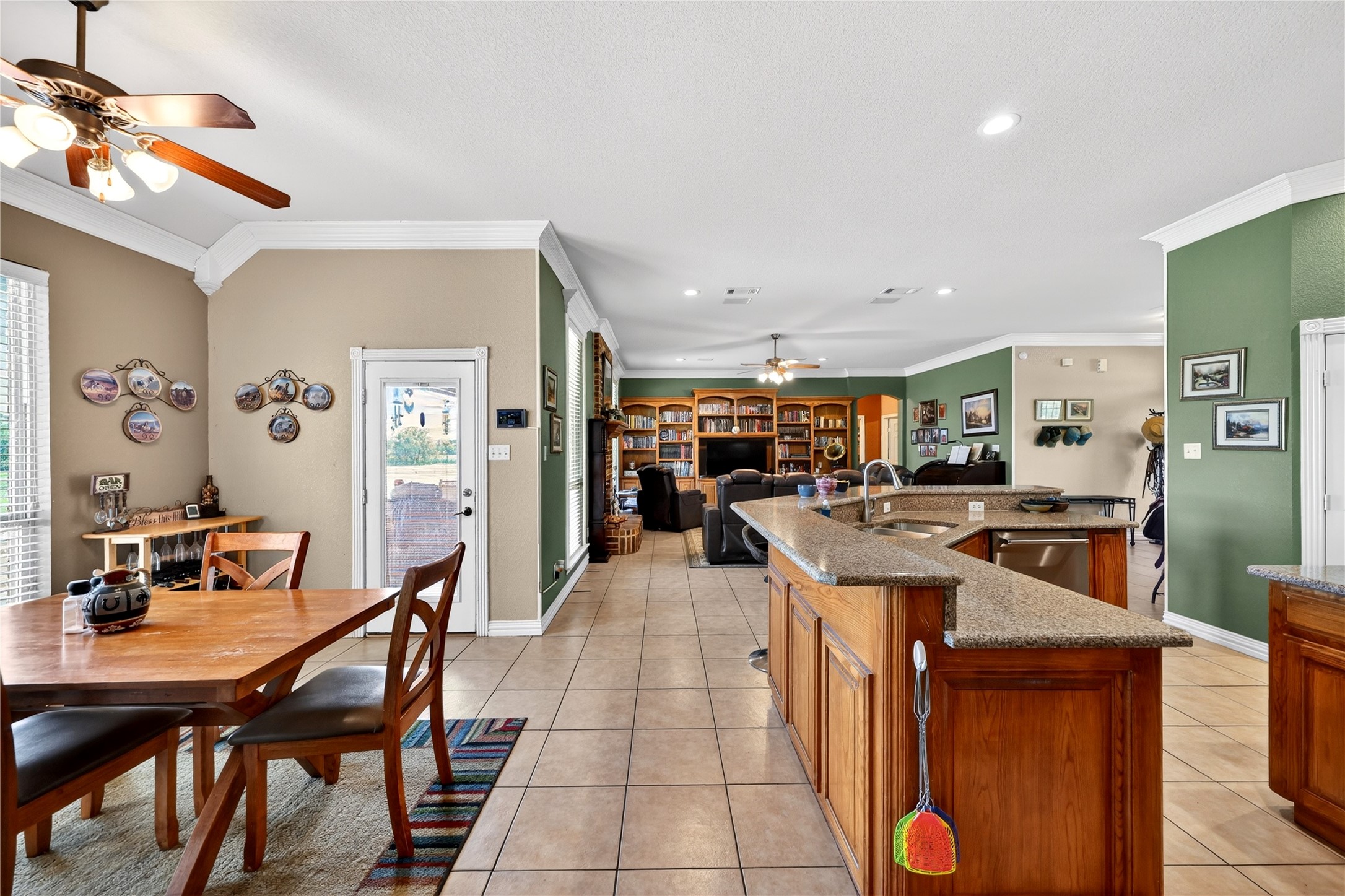 1035 Highland Road Cleburne TX 76033