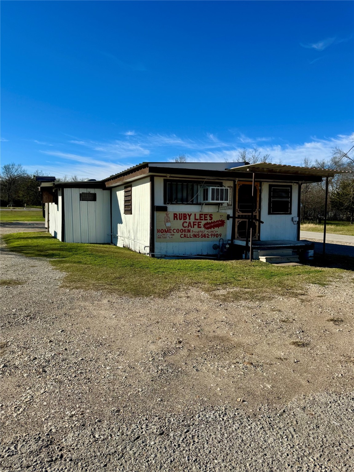 209 N Martin Luther King Jr Highway Mexia TX 76667