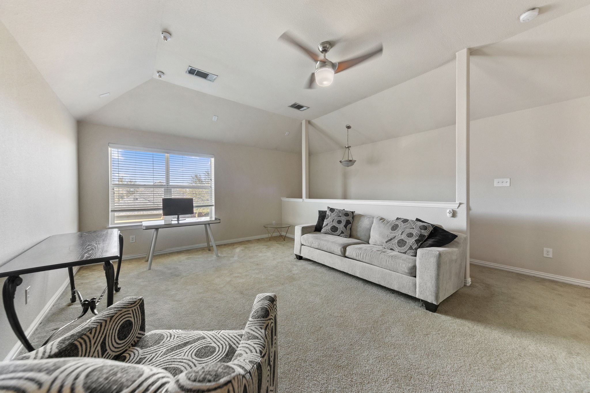 433 Castle Street Desoto TX 75115