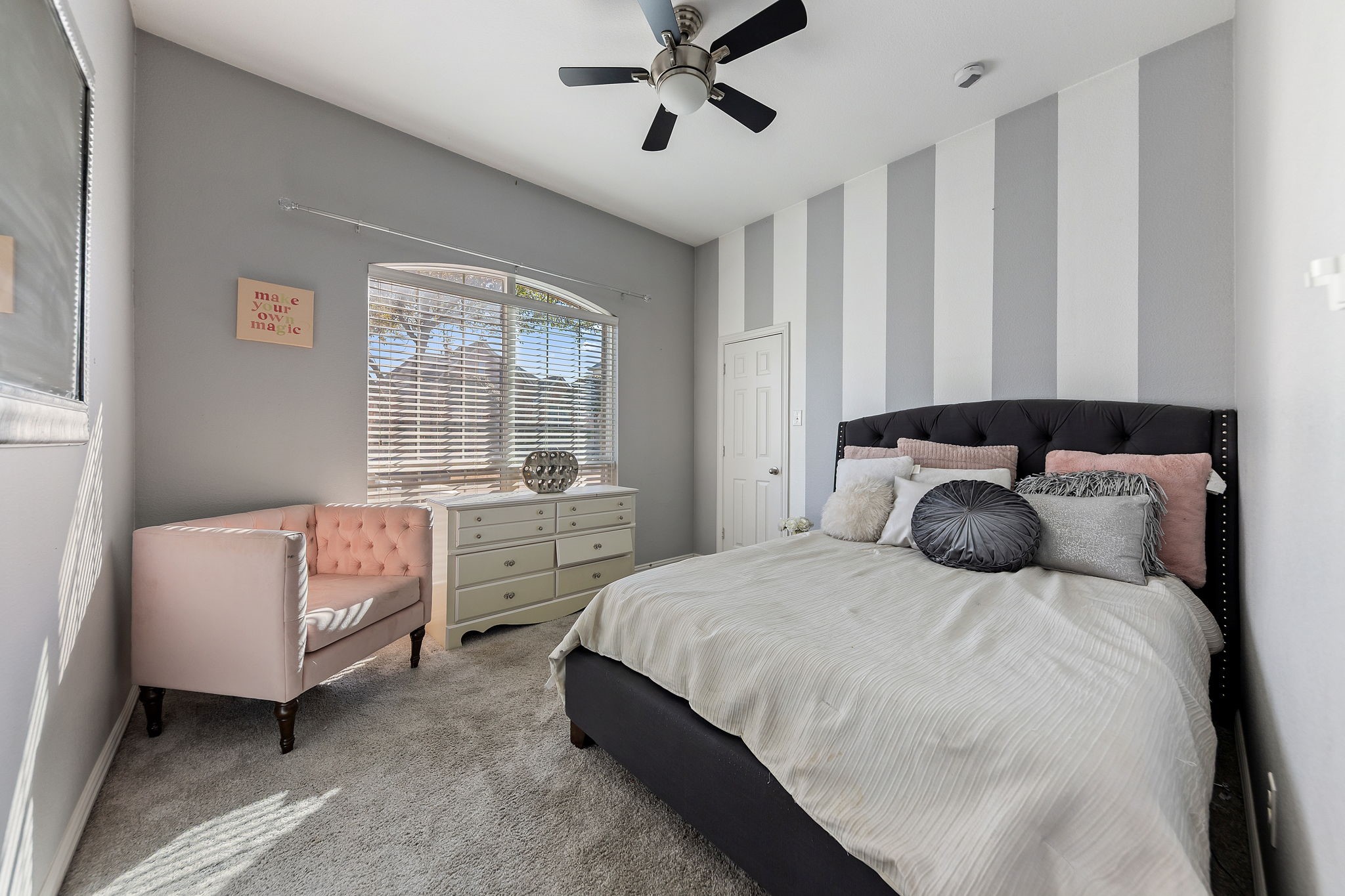 433 Castle Street Desoto TX 75115