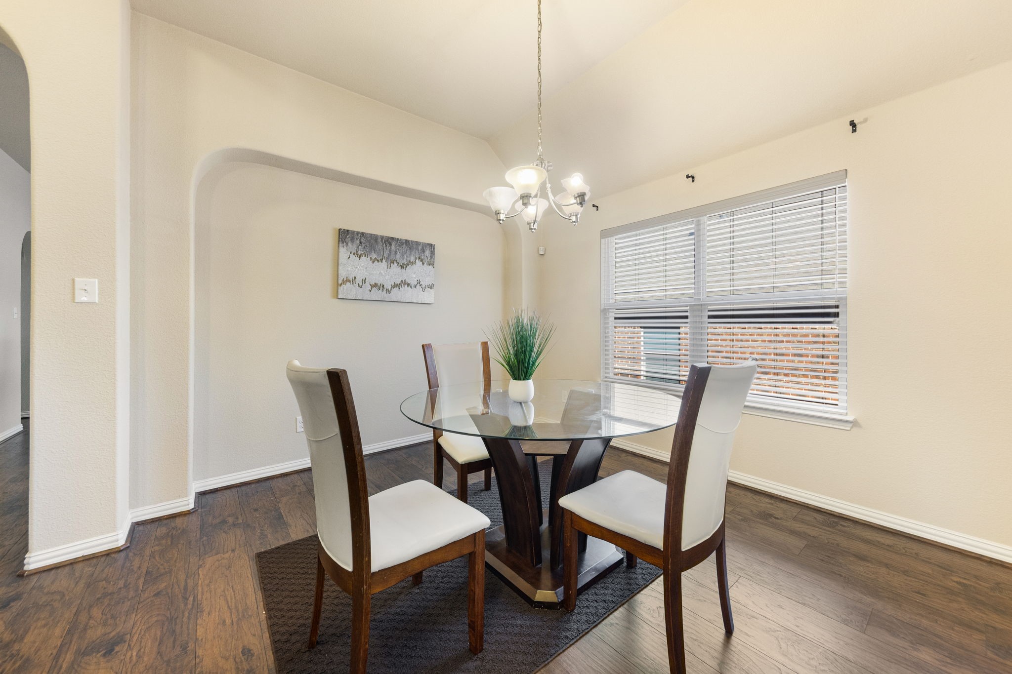 433 Castle Street Desoto TX 75115