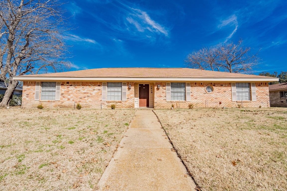 1410 Austrian Road Grand Prairie TX 75050