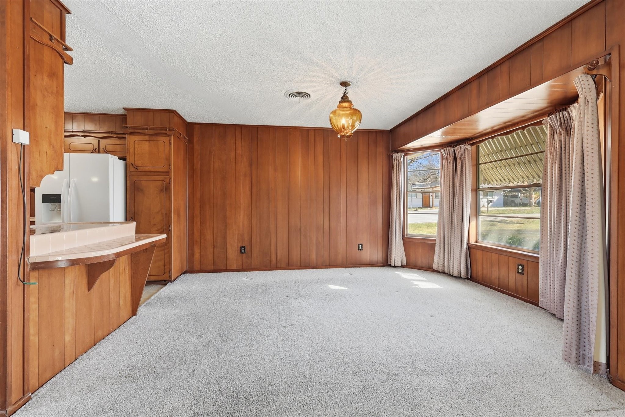 412 N Cummings Drive Alvarado TX 76009