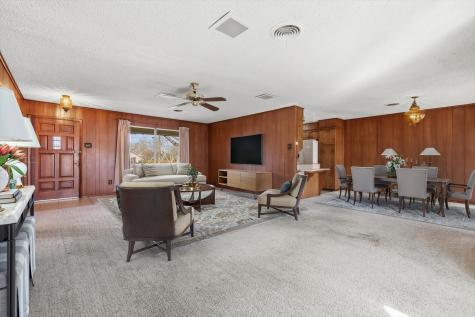 412 N Cummings Drive Alvarado TX 76009