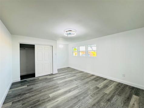 106 Hillcrest Street Mansfield TX 76063