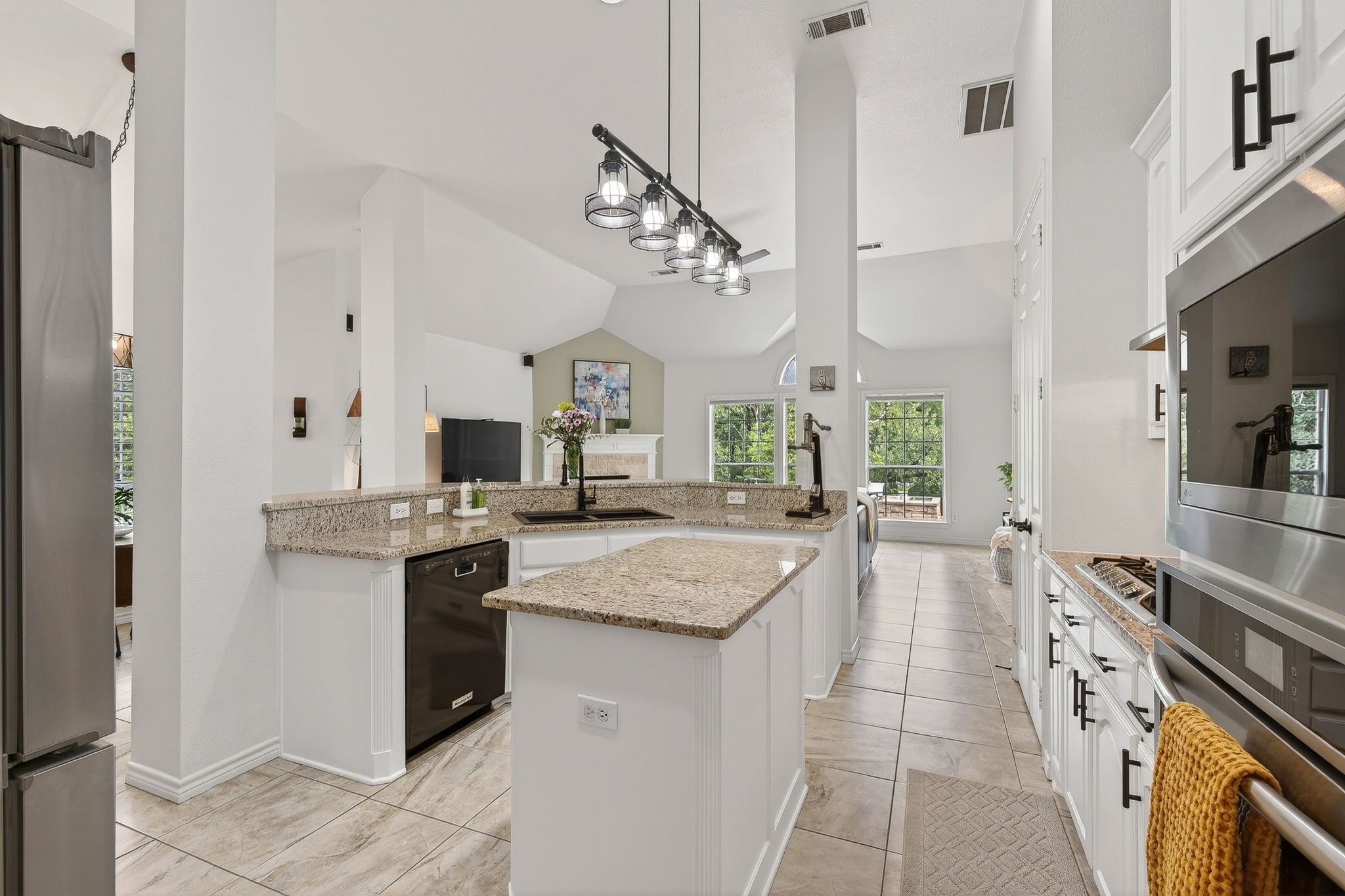 2307 Creekedge Court Corinth TX 76210