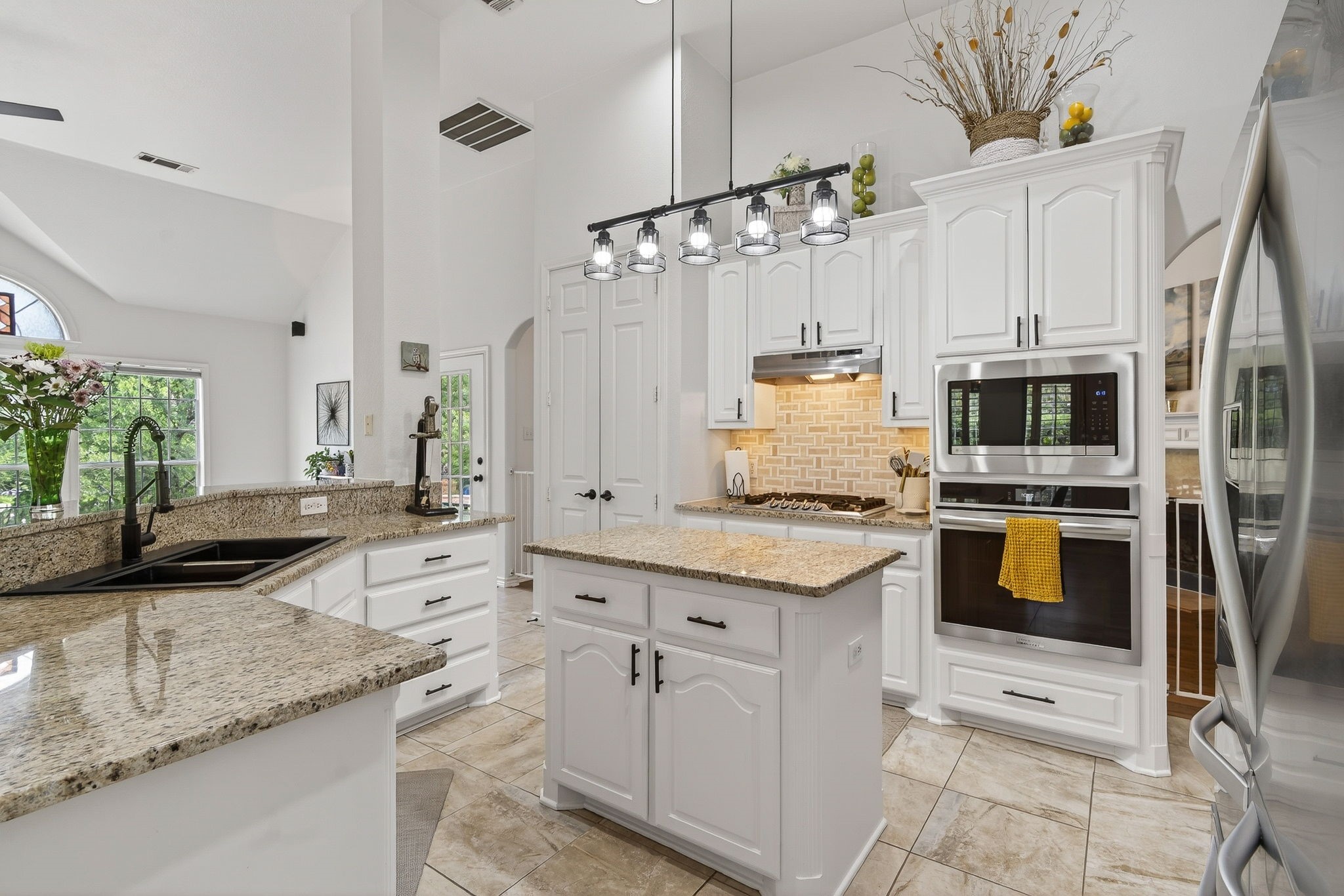 2307 Creekedge Court Corinth TX 76210