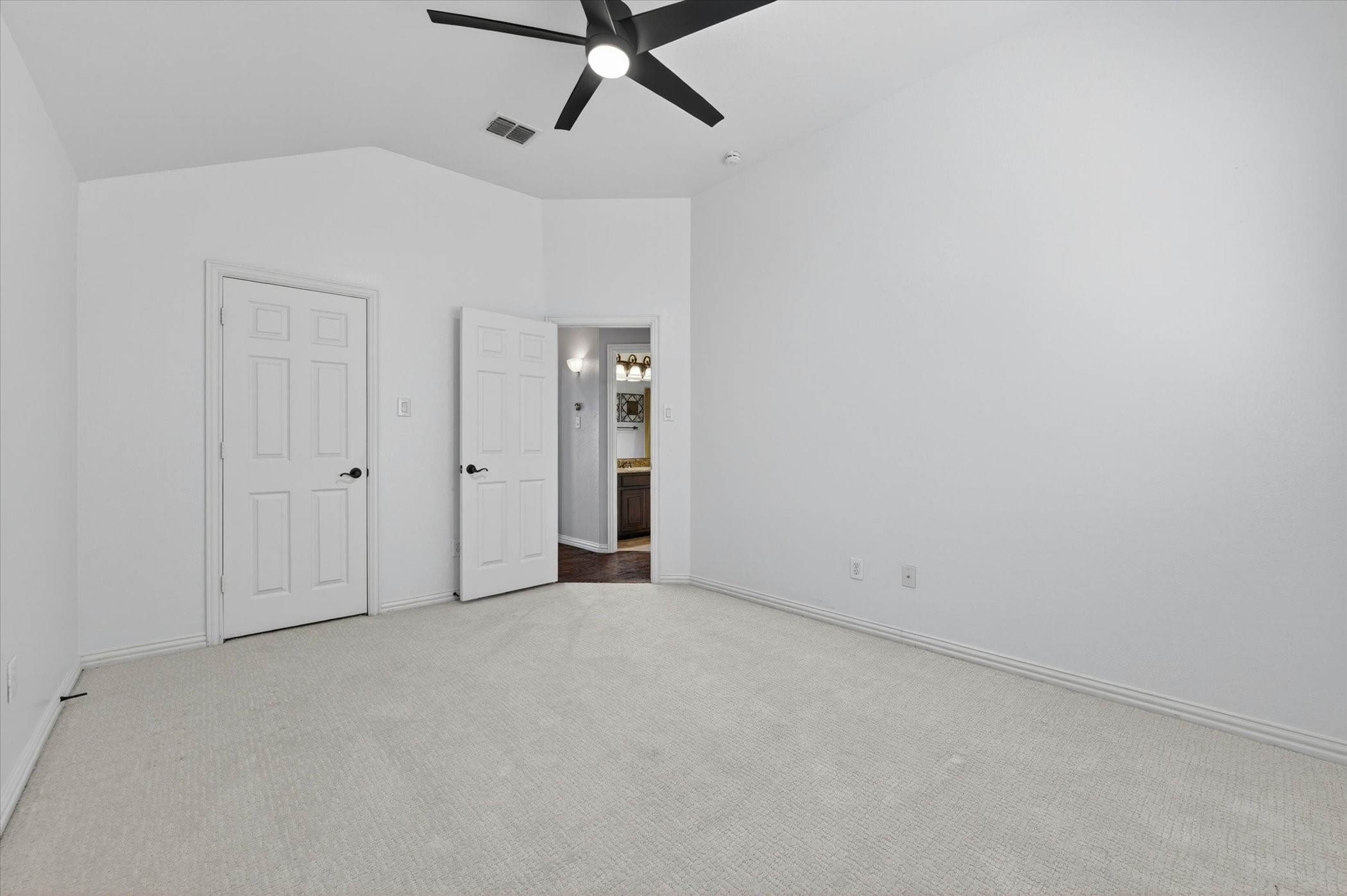 847 San Clemente Irving TX 75039