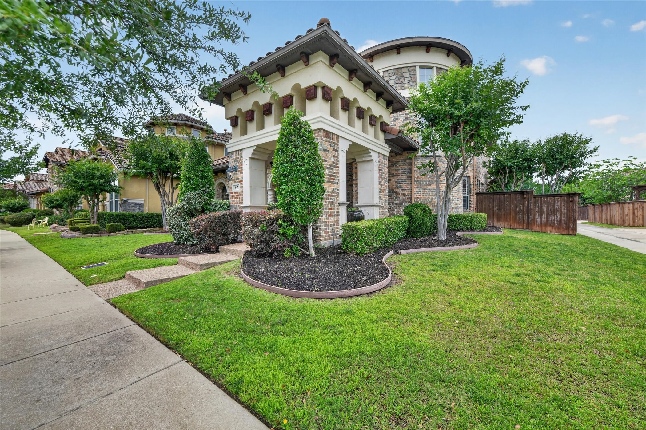 847 San Clemente Irving TX 75039