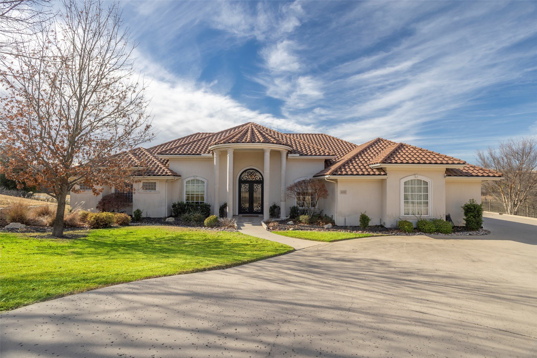 8000 Echo Hills Court S Benbrook TX 76126