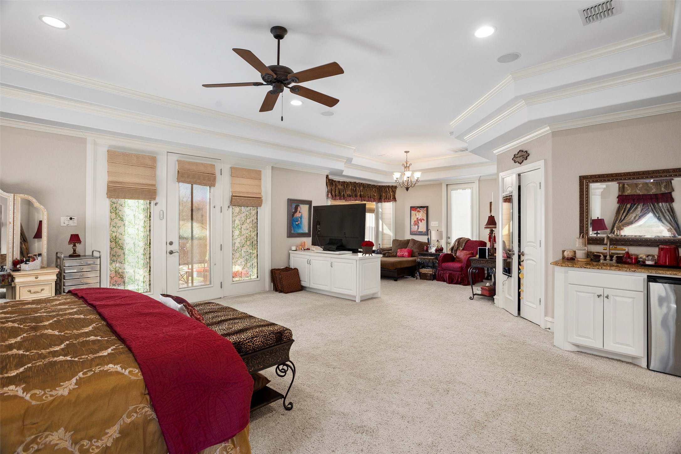 8000 Echo Hills Court S Benbrook TX 76126