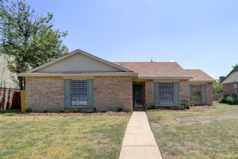 2400 Colonial Mesquite TX 75150