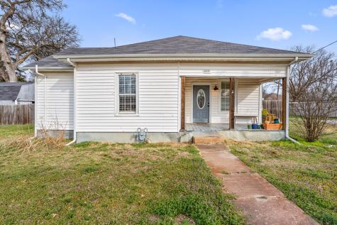 503 N Pearl Street Trenton TX 75490