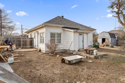 503 N Pearl Street Trenton TX 75490