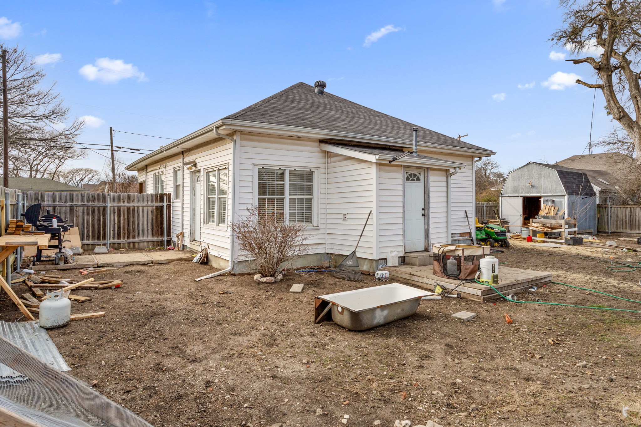 503 N Pearl Street Trenton TX 75490