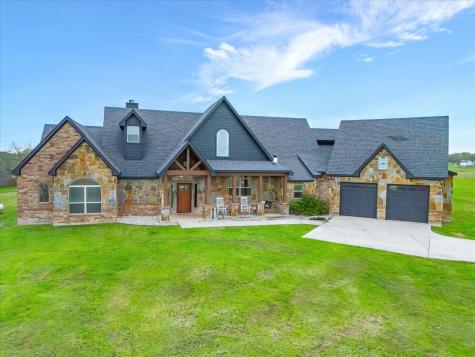 693 County Road 4790 Boyd TX 76023