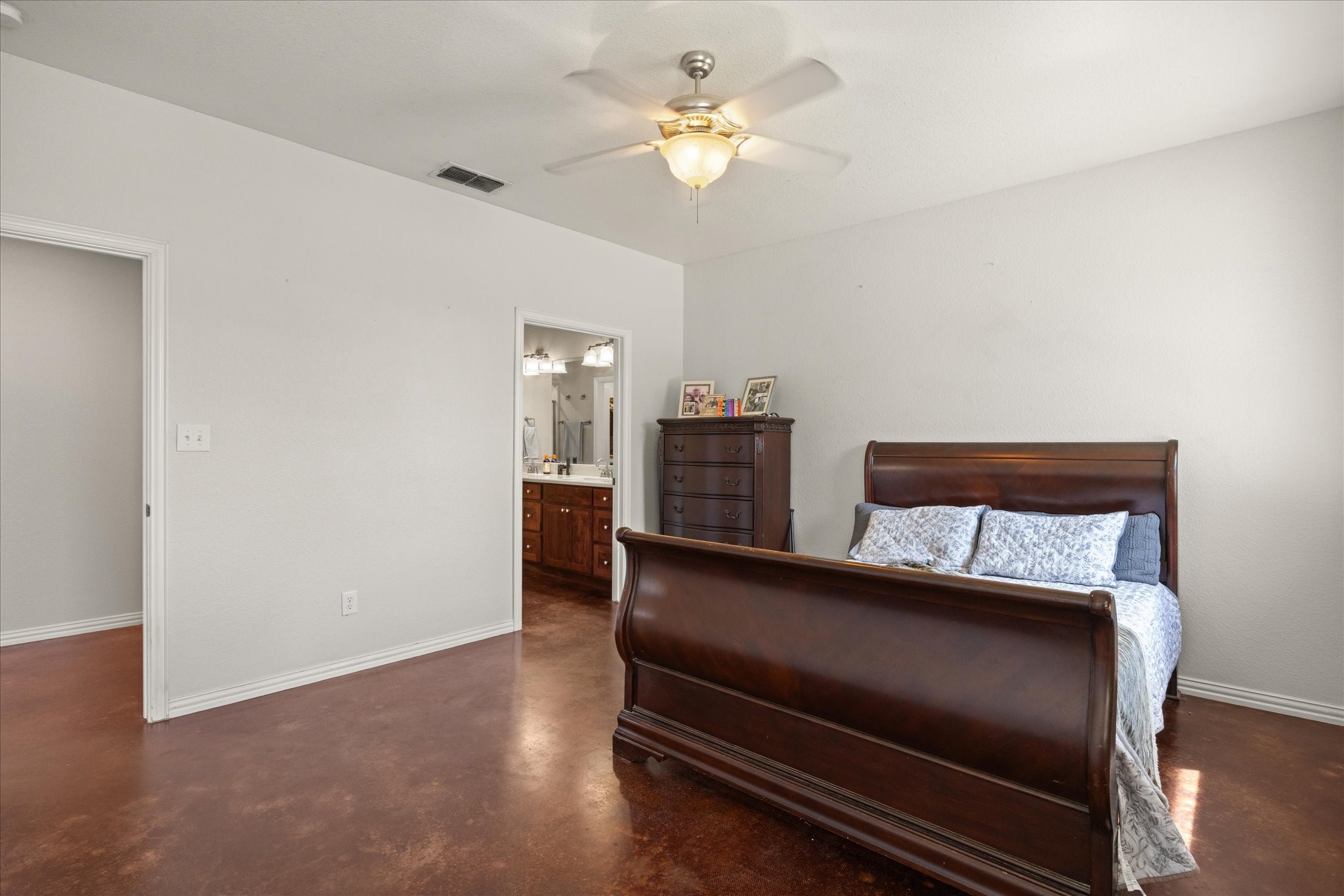 119 Camelot Street Glen Rose TX 76043