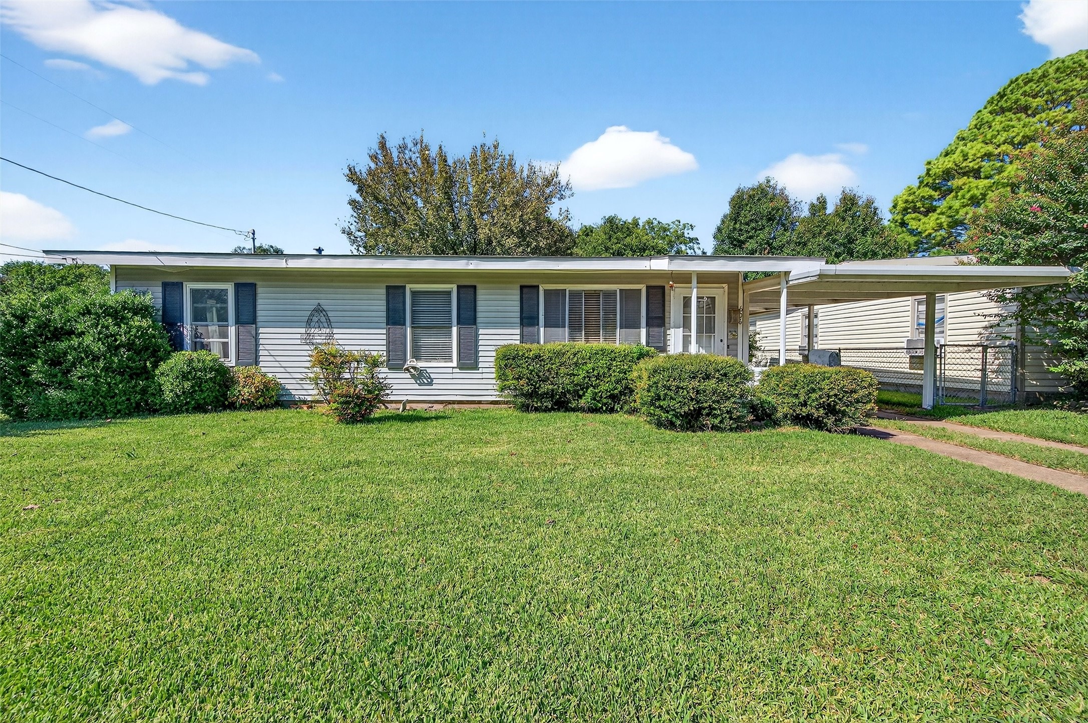 606 S Gordon Street Sherman TX 75092