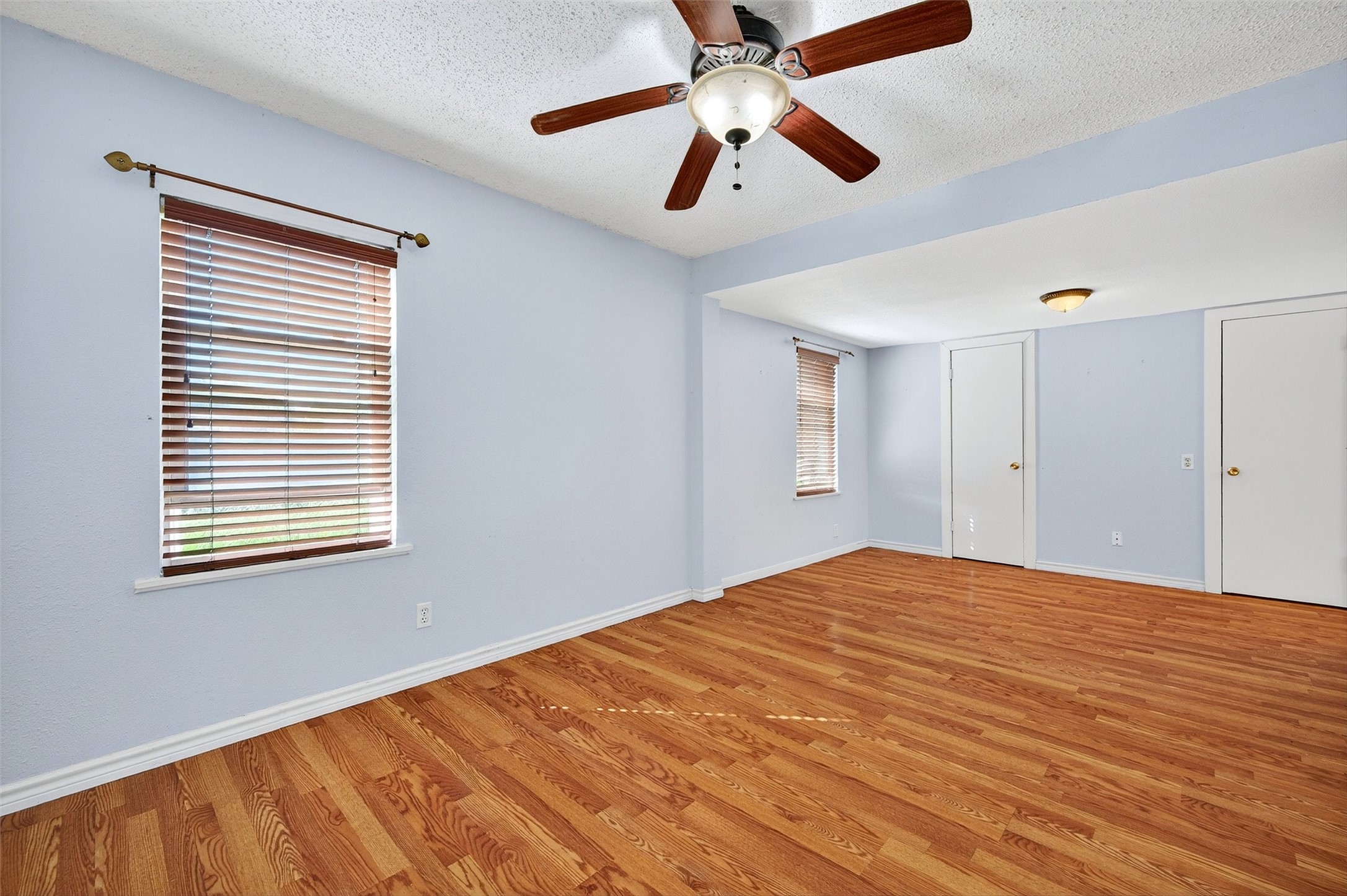 606 S Gordon Street Sherman TX 75092