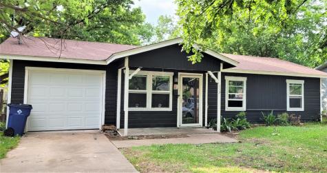 113 NE Taylor Street Burleson TX 76028