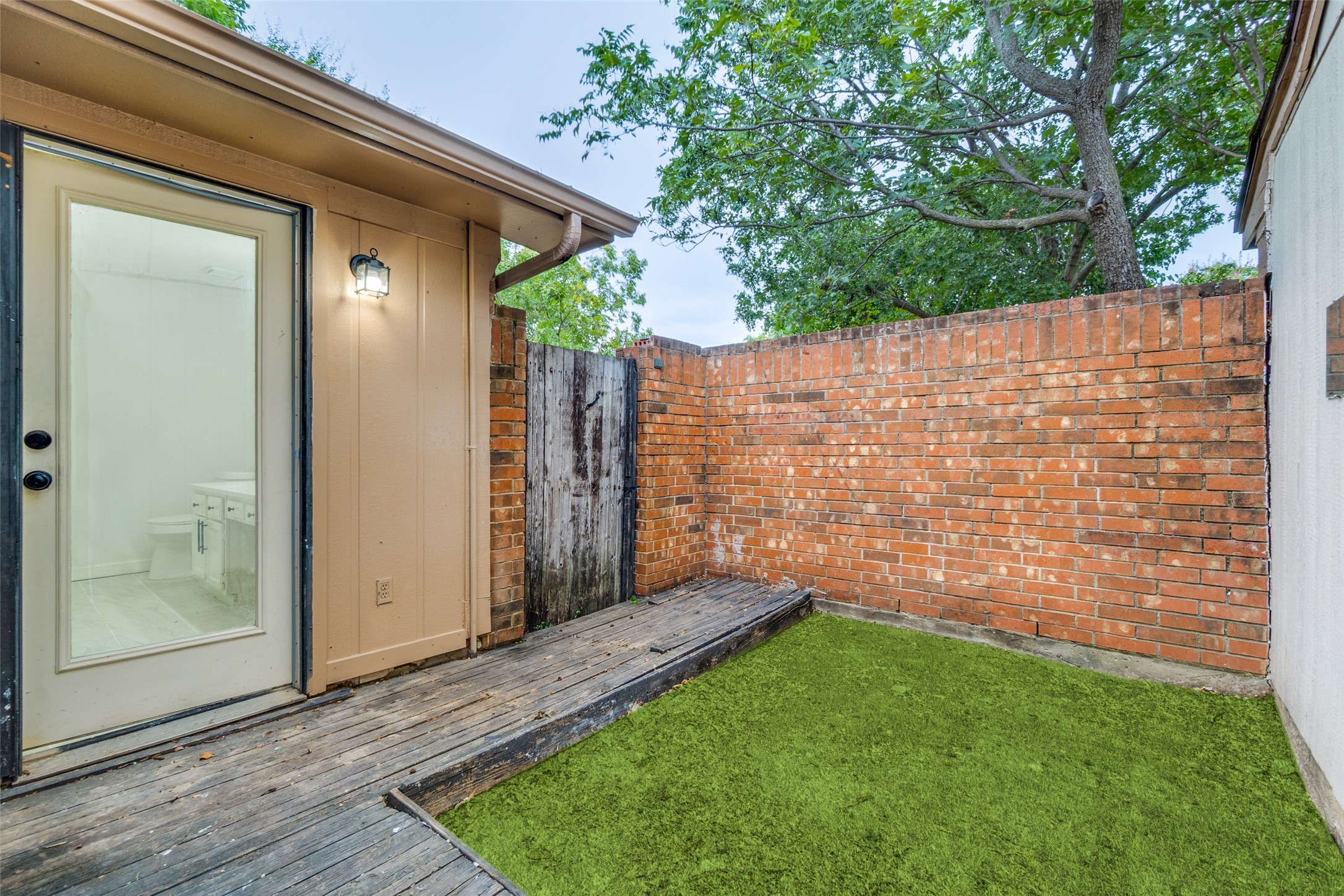 10316 Ridge Oak Street Dallas TX 75227