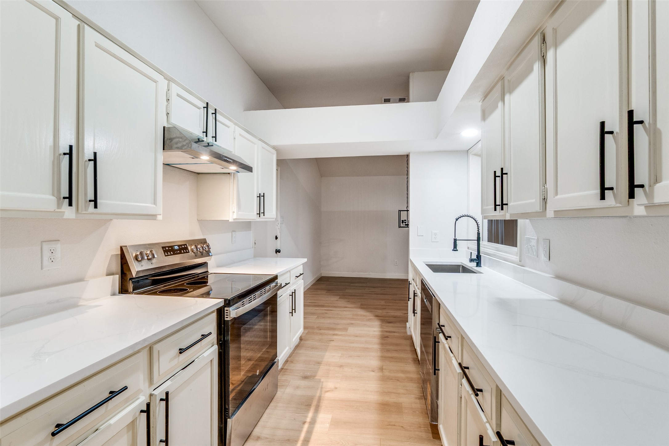 10316 Ridge Oak Street Dallas TX 75227
