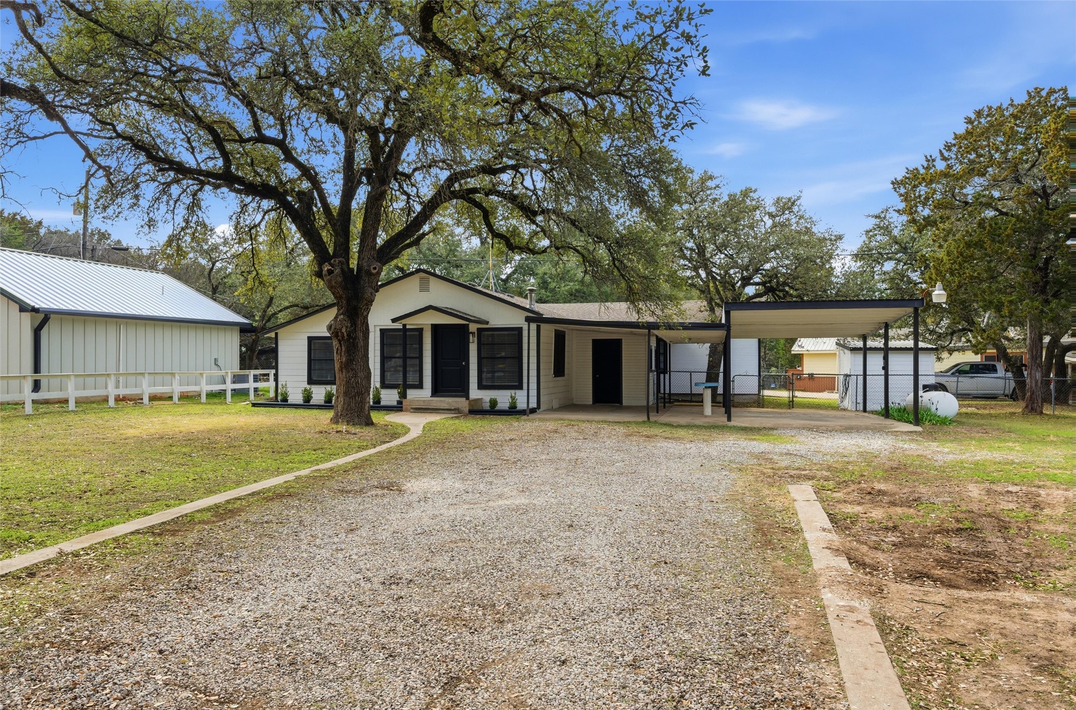 143 County Road 1704 Clifton TX 76634