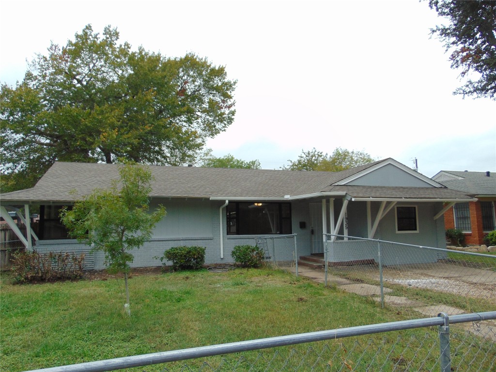 1935 Utica Drive Dallas TX 75217