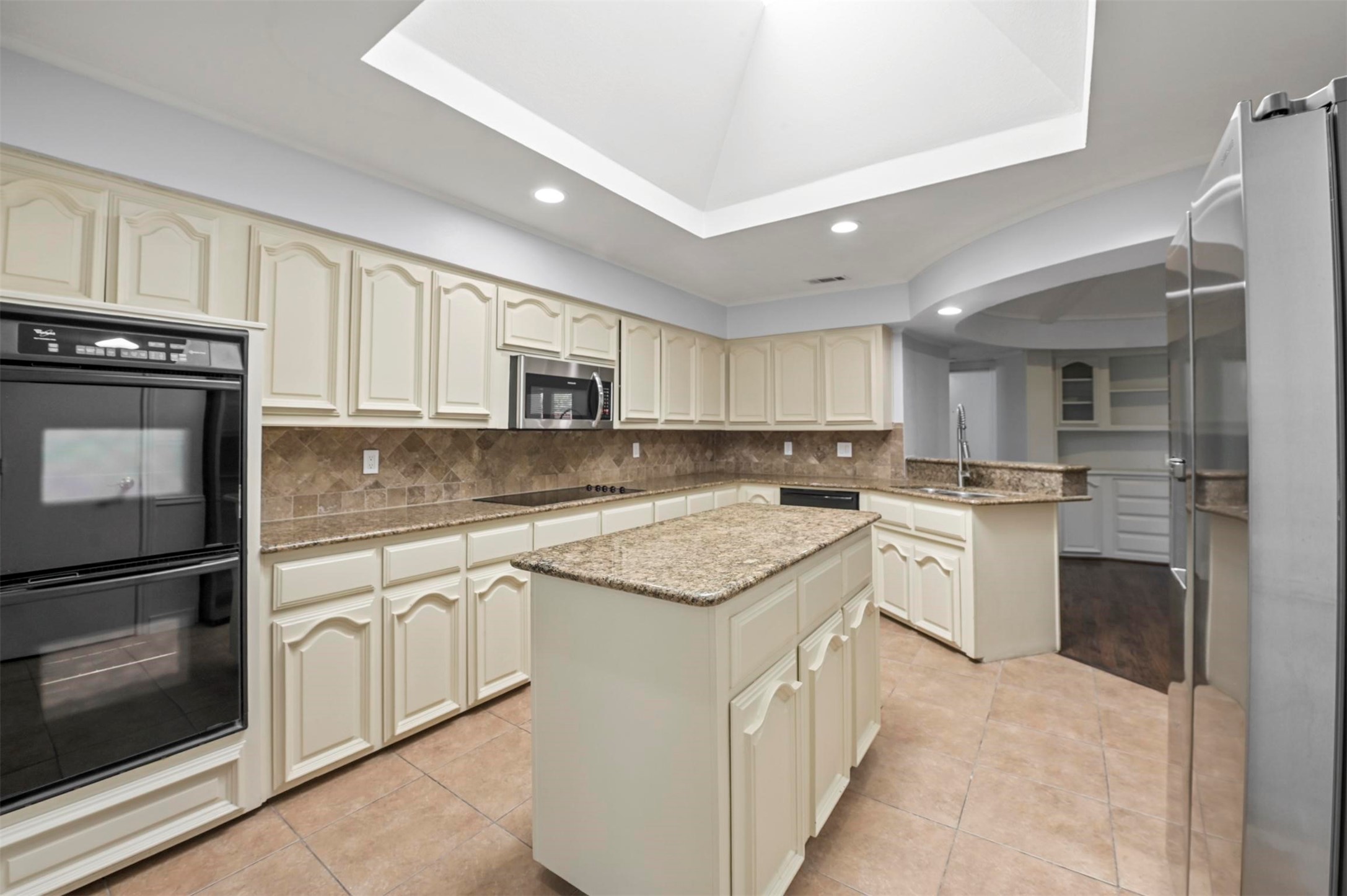 9145 Drumcliffe Lane Dallas TX 75231