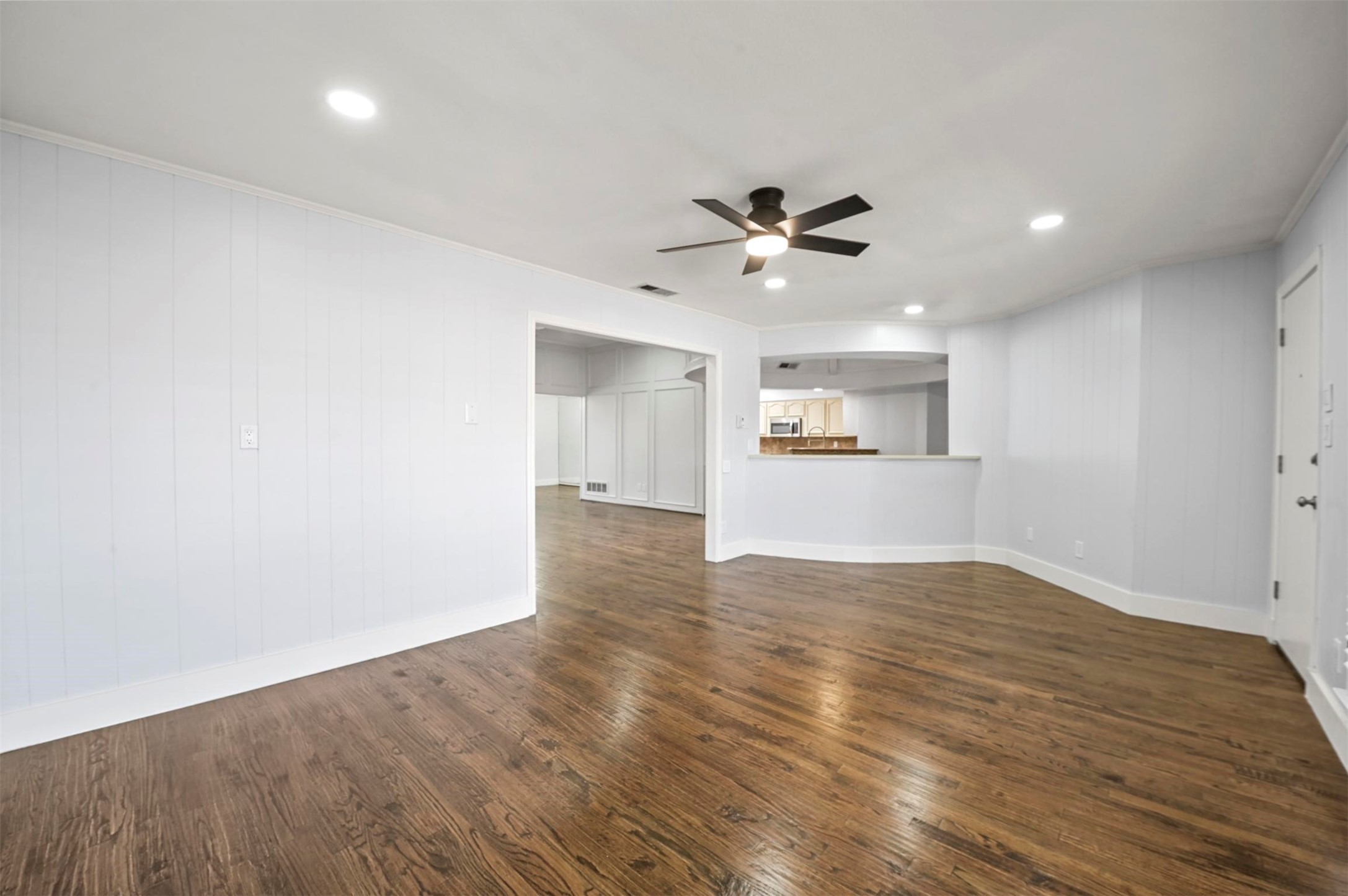 9145 Drumcliffe Lane Dallas TX 75231