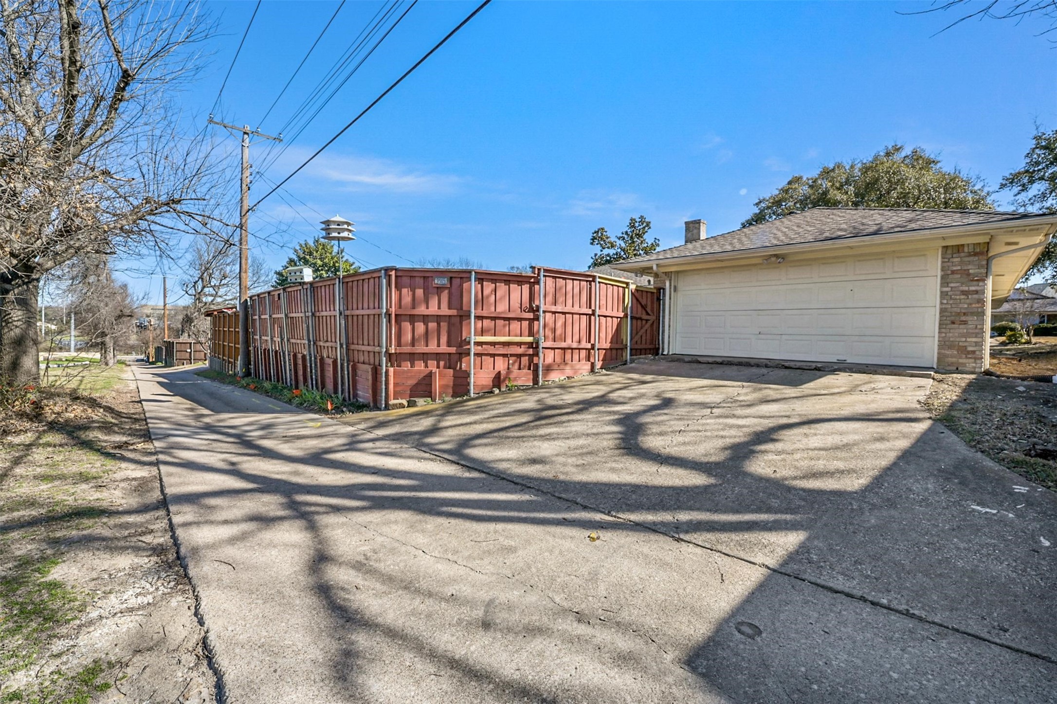 9145 Drumcliffe Lane Dallas TX 75231