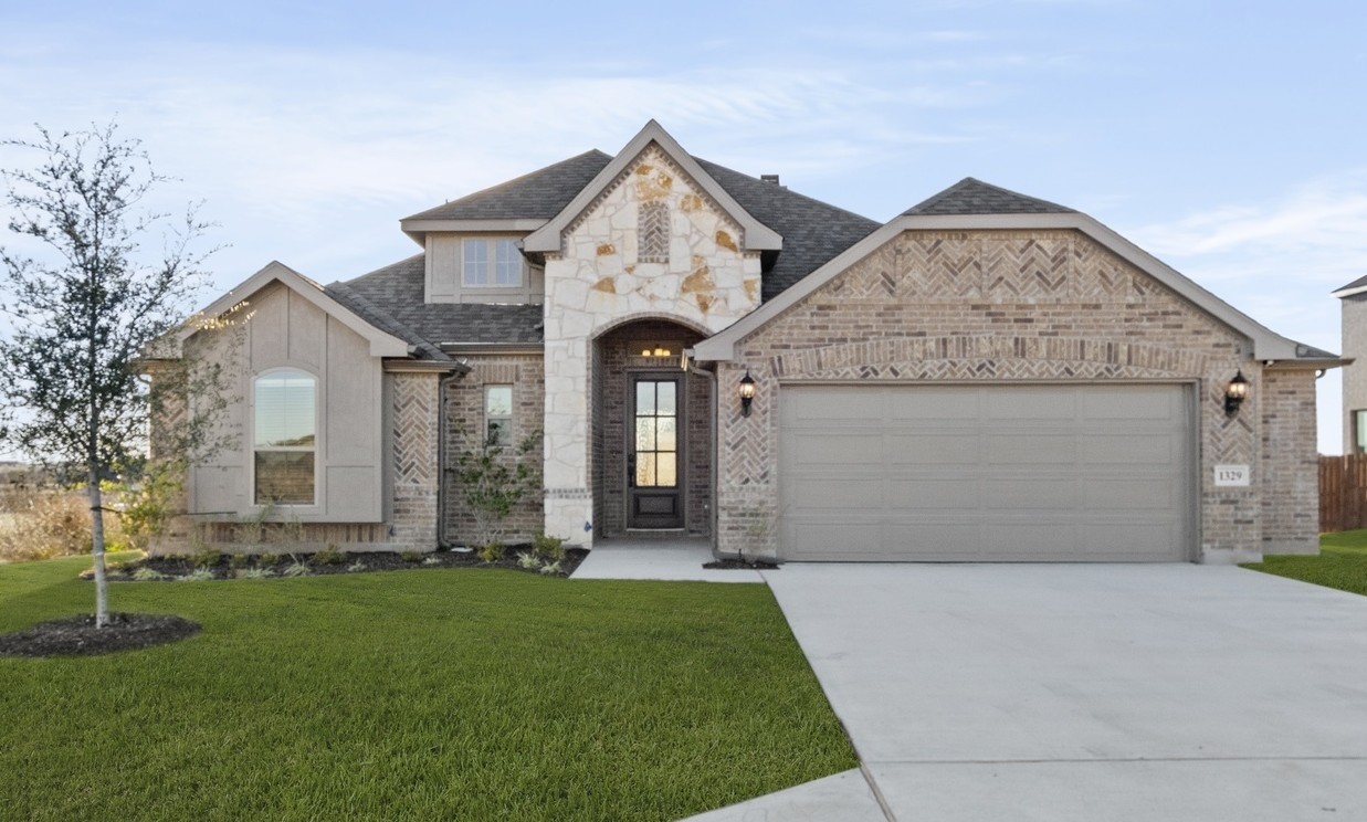 1329 Promised Land Hewitt TX 76643