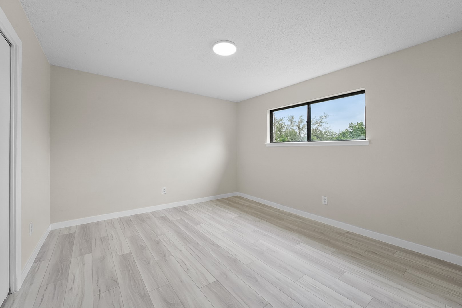 2723 Colonial Drive Carrollton TX 75007