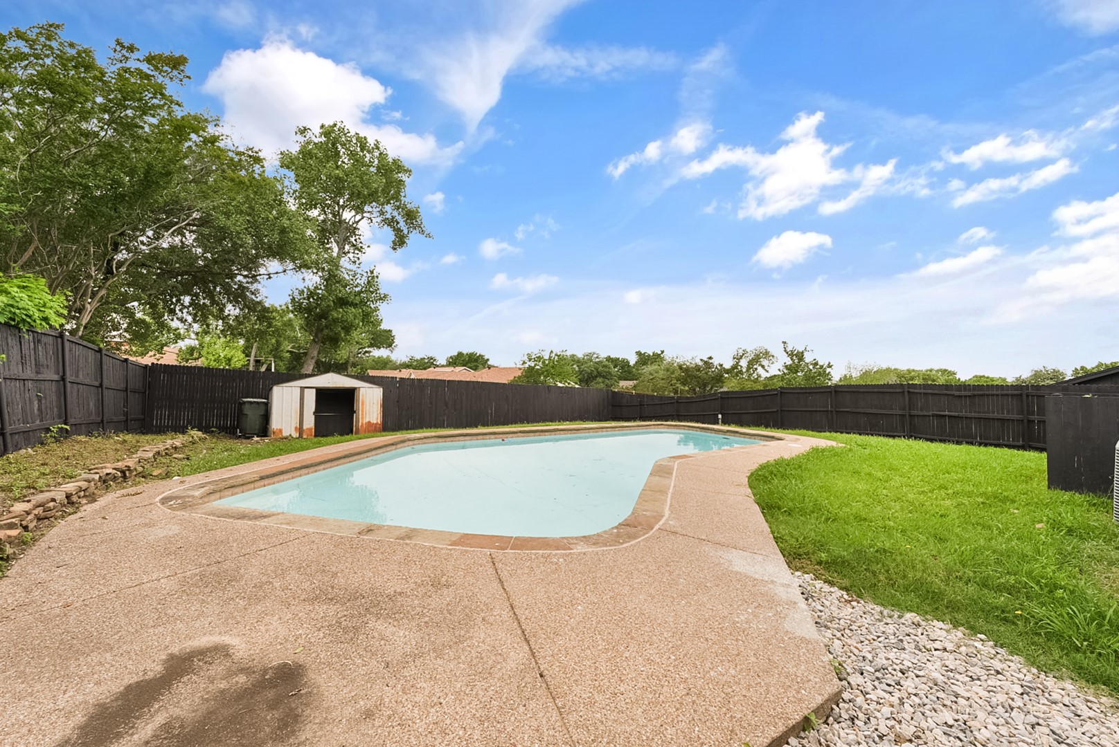 2723 Colonial Drive Carrollton TX 75007