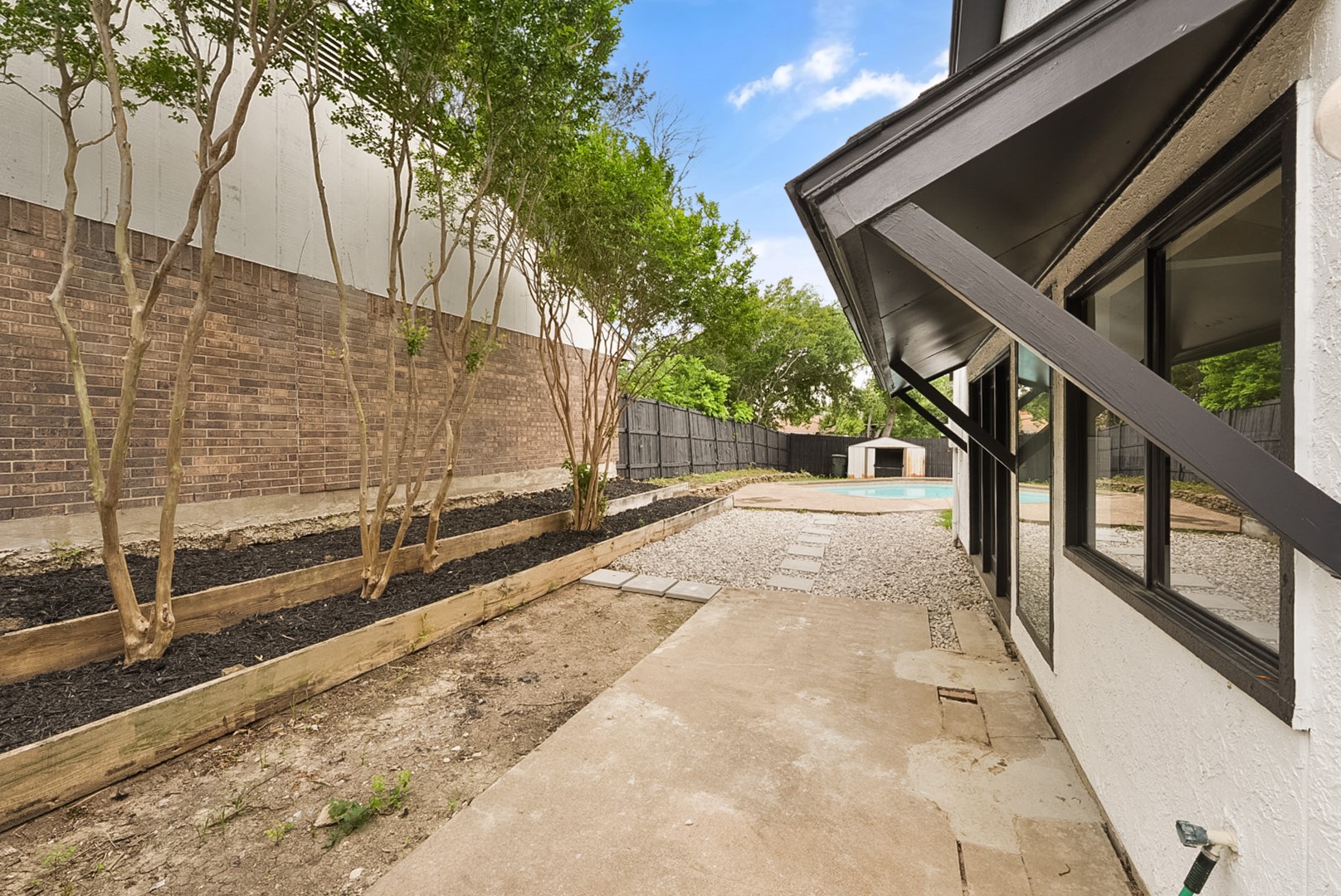 2723 Colonial Drive Carrollton TX 75007