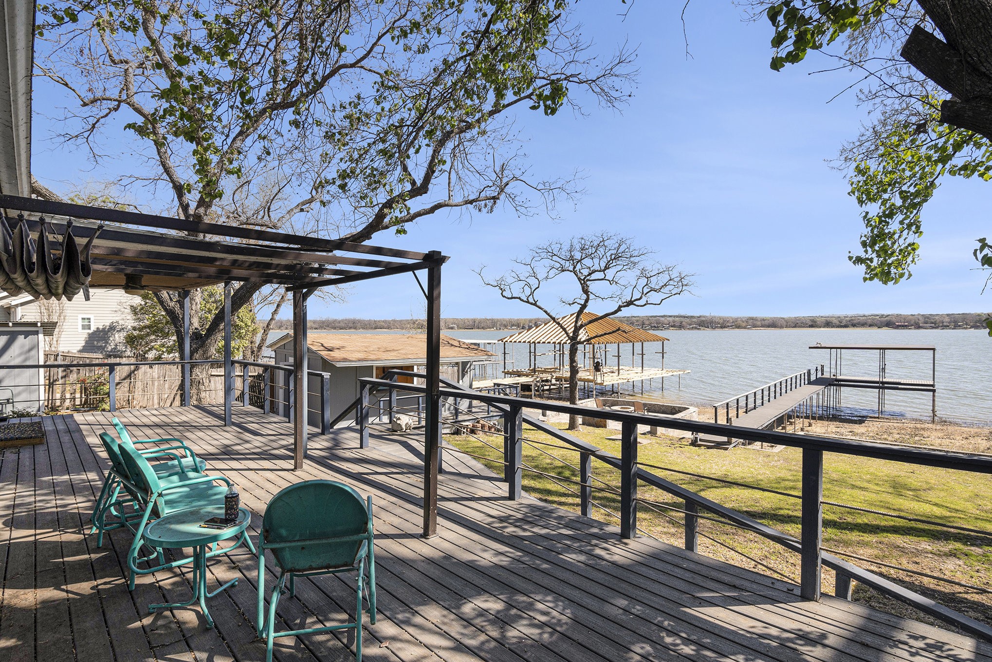 1122 W Lake Drive Weatherford TX 76087