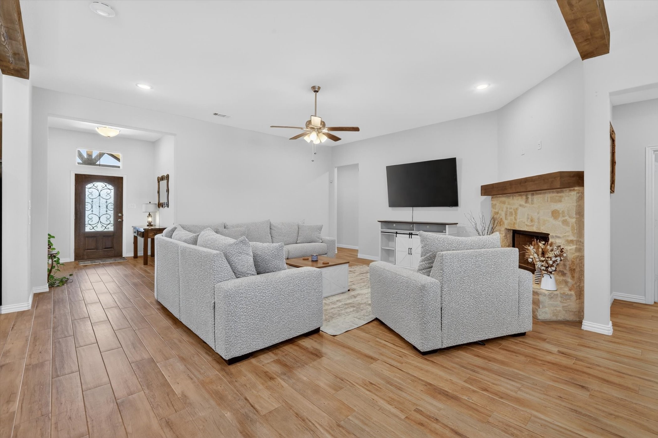 6908 Scarlett Way Godley TX 76044