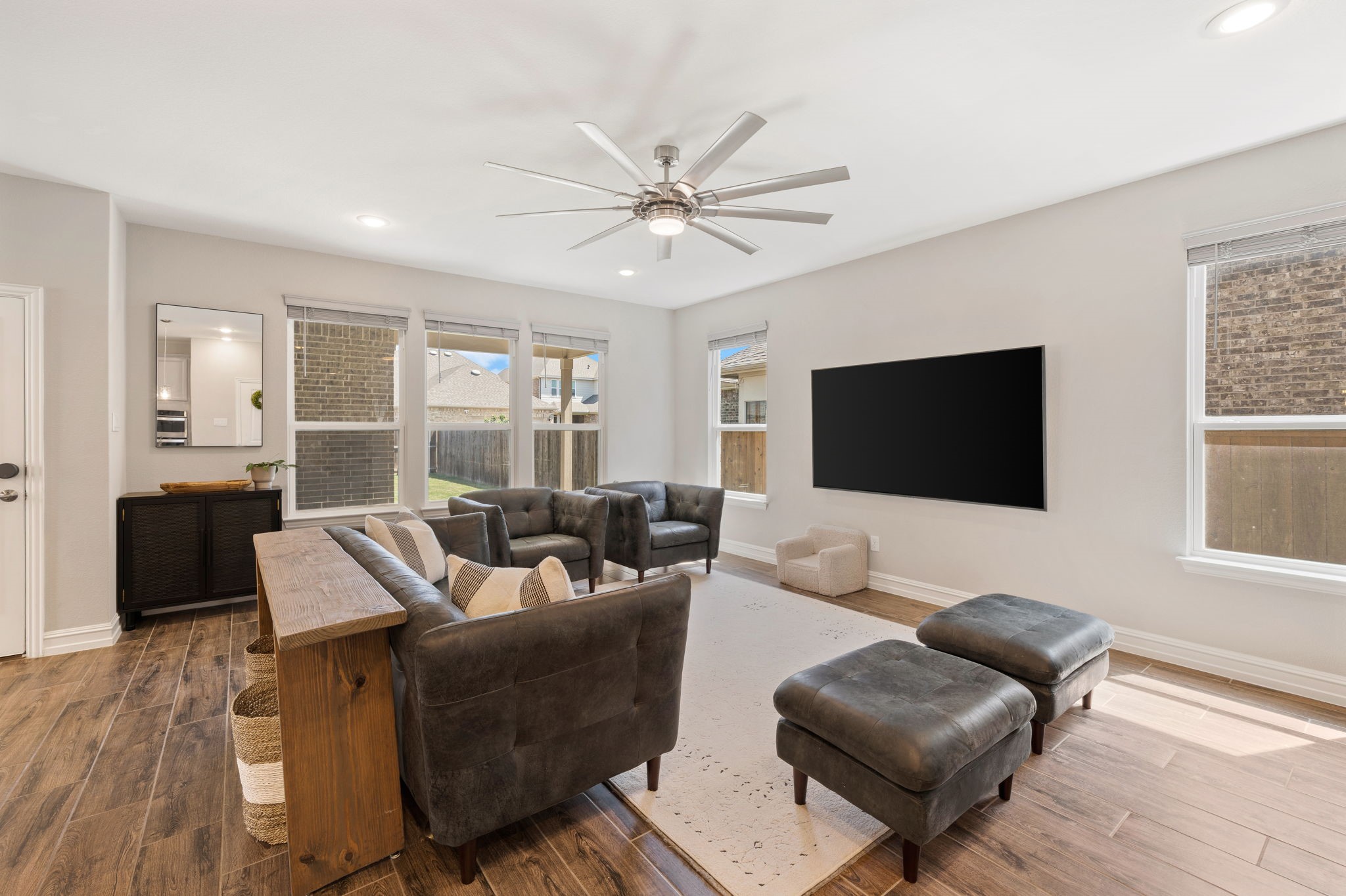 1413 Bellingham Lane Garland TX 75044