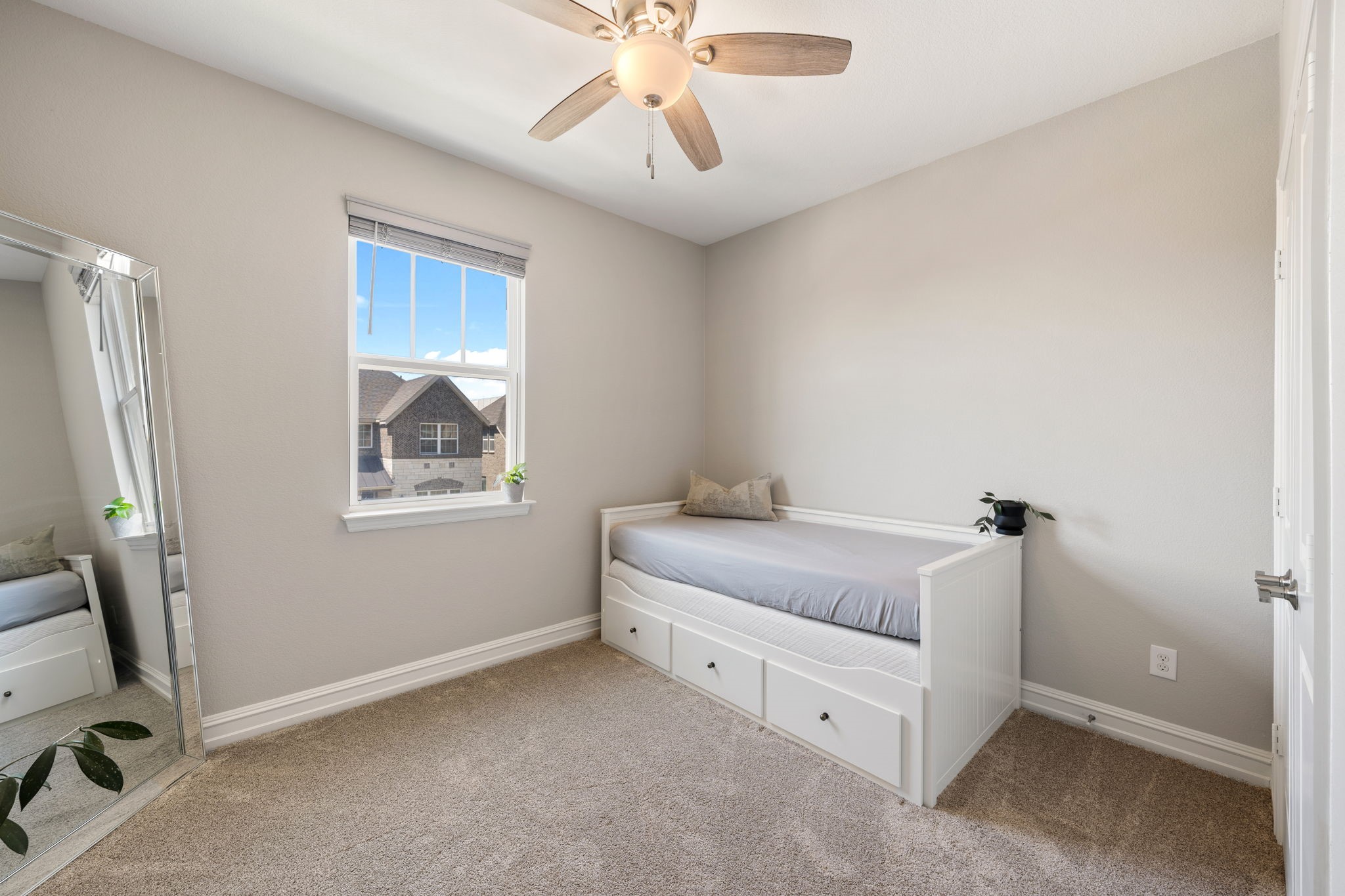 1413 Bellingham Lane Garland TX 75044