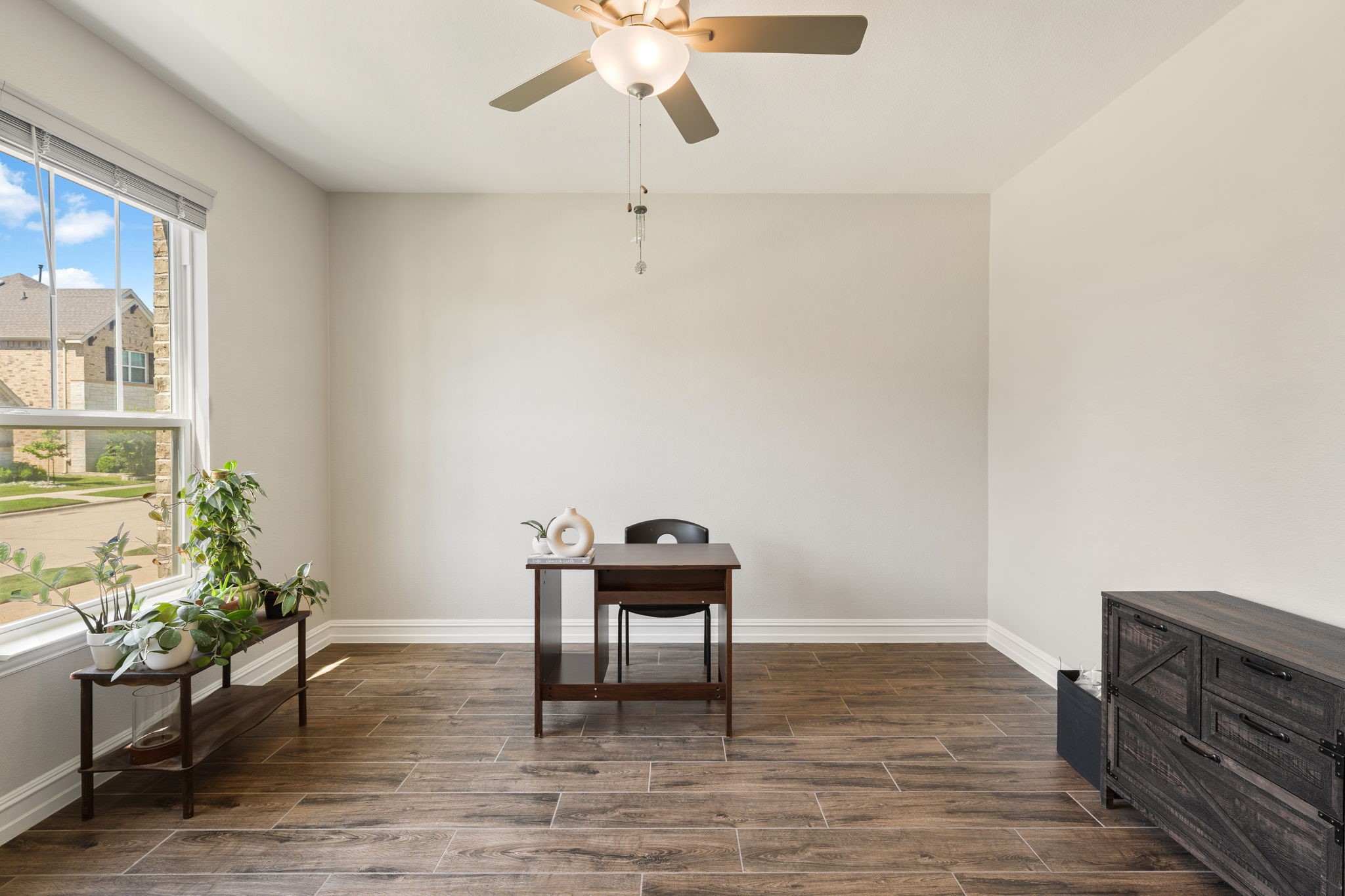 1413 Bellingham Lane Garland TX 75044