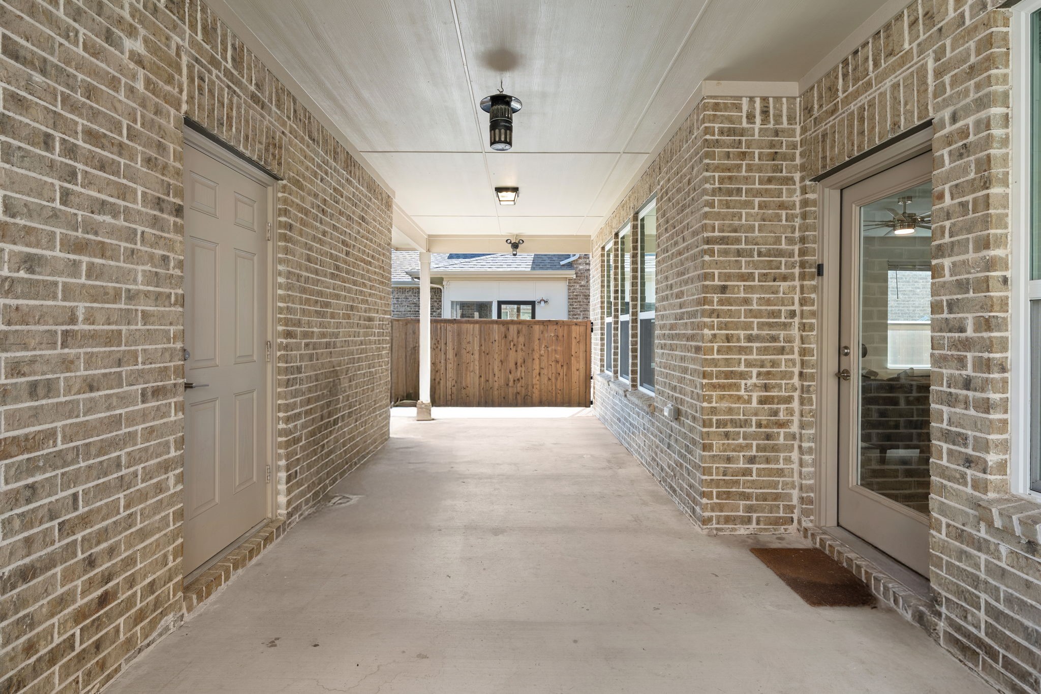 1413 Bellingham Lane Garland TX 75044