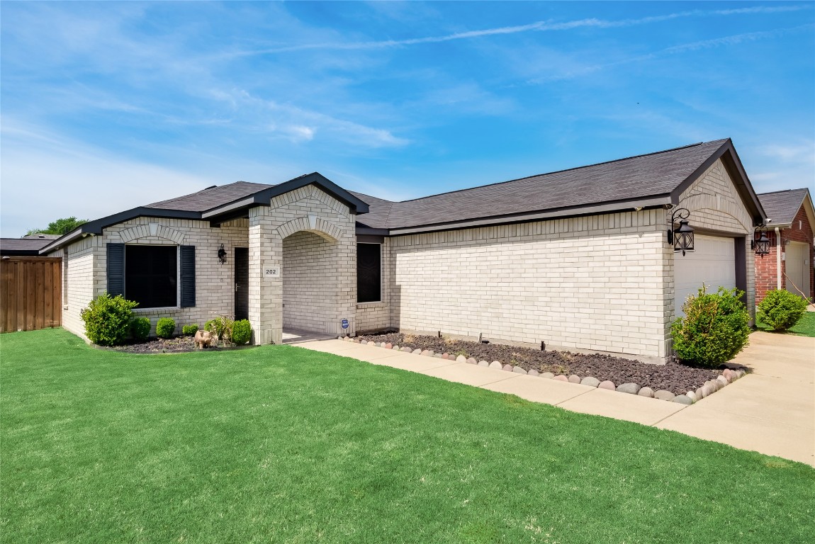 202 Dartmouth Drive Forney TX 75126