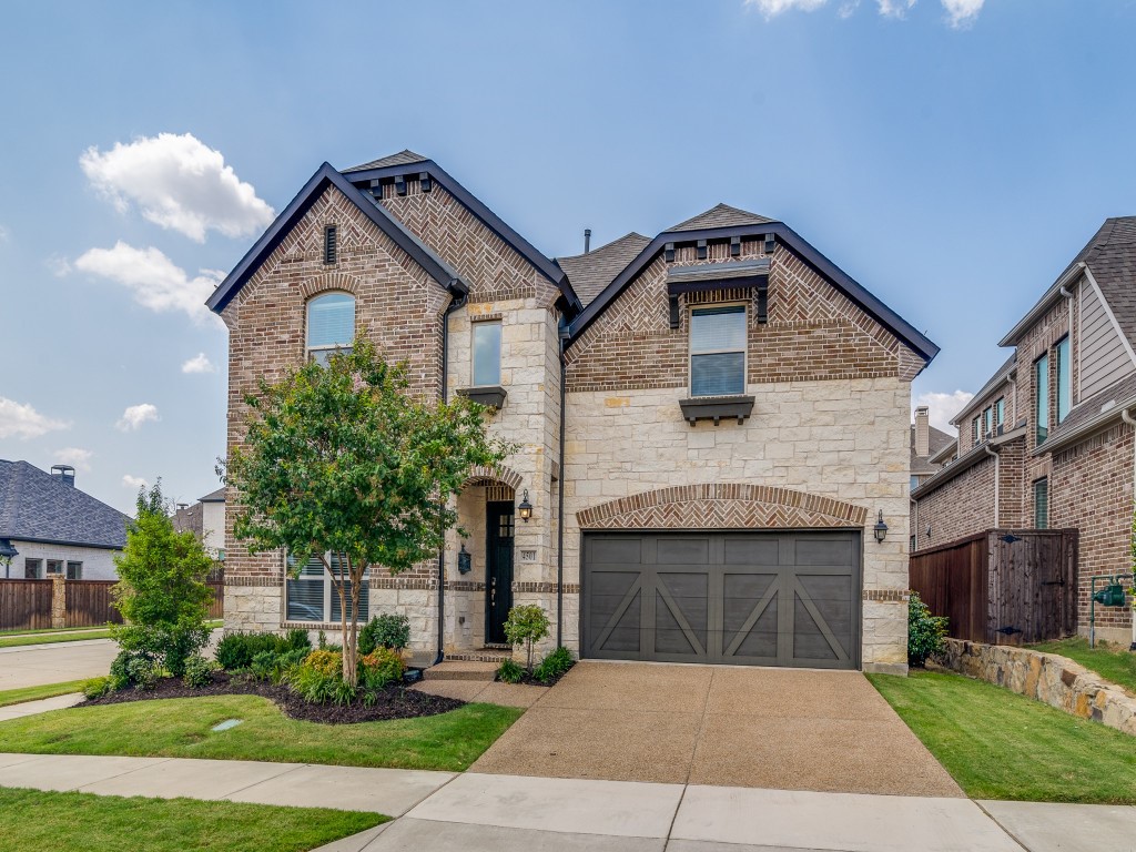 4501 La Roche Avenue Carrollton TX 75010